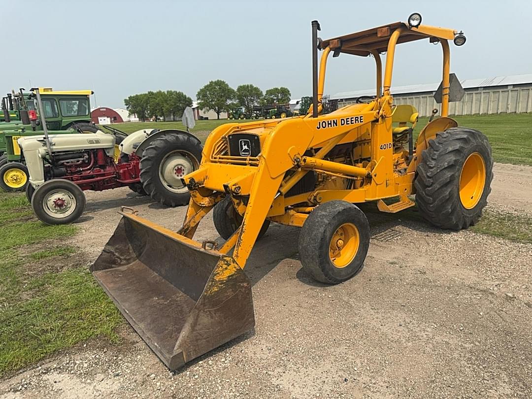 Image of John Deere 401D Primary image