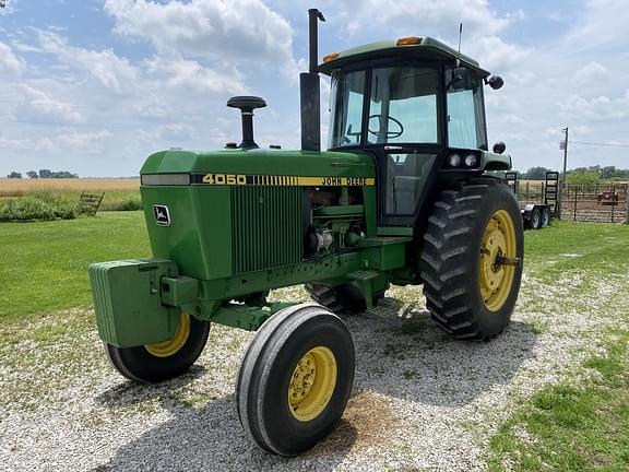 Image of John Deere 4050 equipment image 1