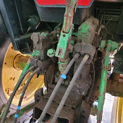 Image of John Deere 4250 equipment image 2