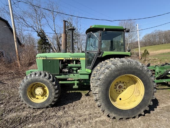 Image of John Deere 4450 equipment image 1