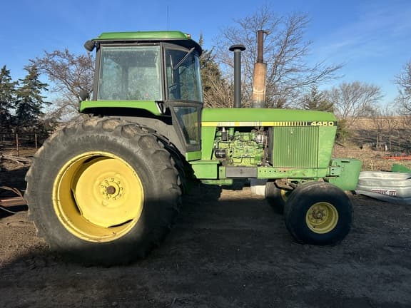 Image of John Deere 4450 equipment image 4