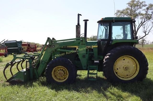 Image of John Deere 4450 equipment image 2