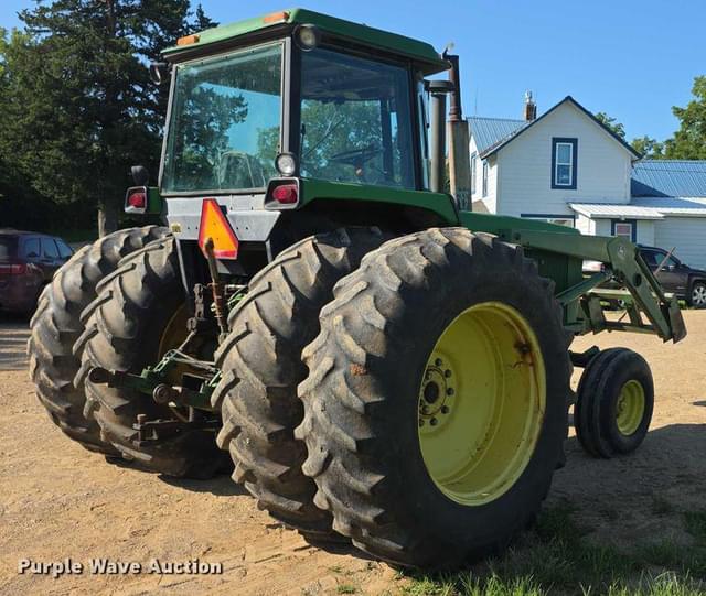 Image of John Deere 4450 equipment image 4