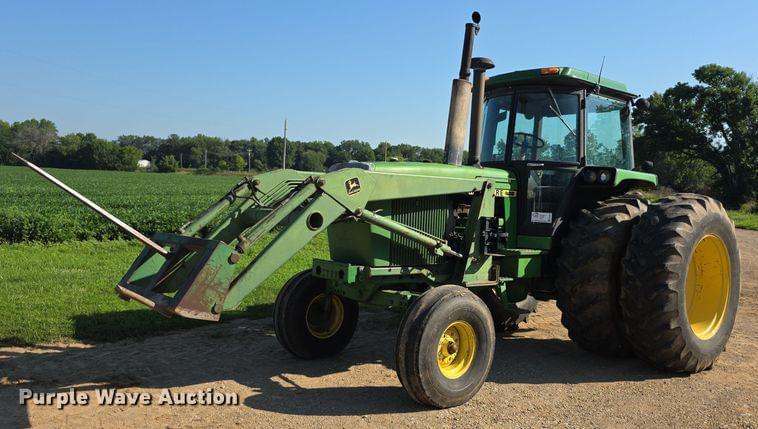 Image of John Deere 4450 Primary image