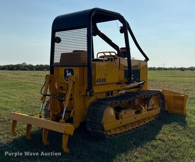 Image of John Deere 450D equipment image 4