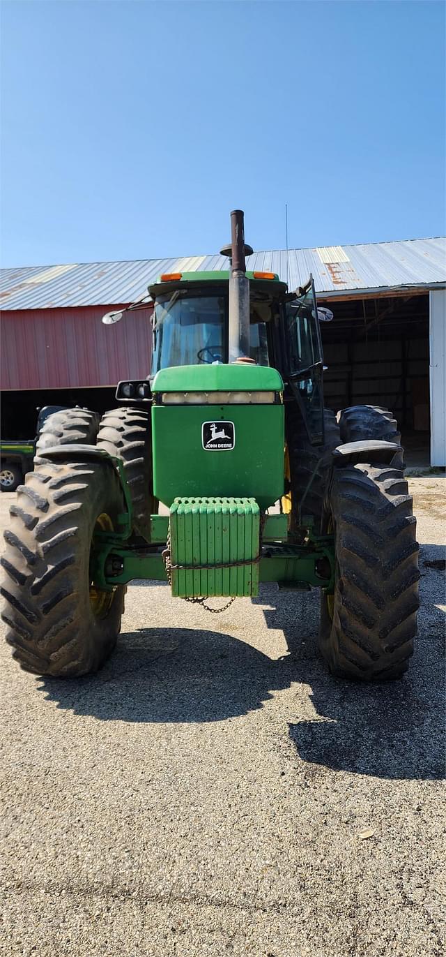 Image of John Deere 4650 equipment image 1