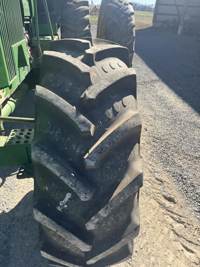 Image of John Deere 4650 equipment image 2