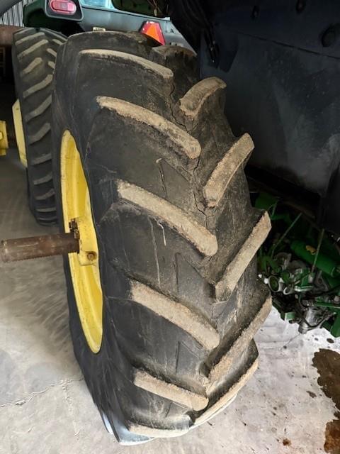 Image of John Deere 4650 equipment image 1