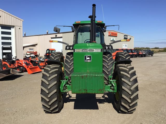 Image of John Deere 4850 equipment image 4