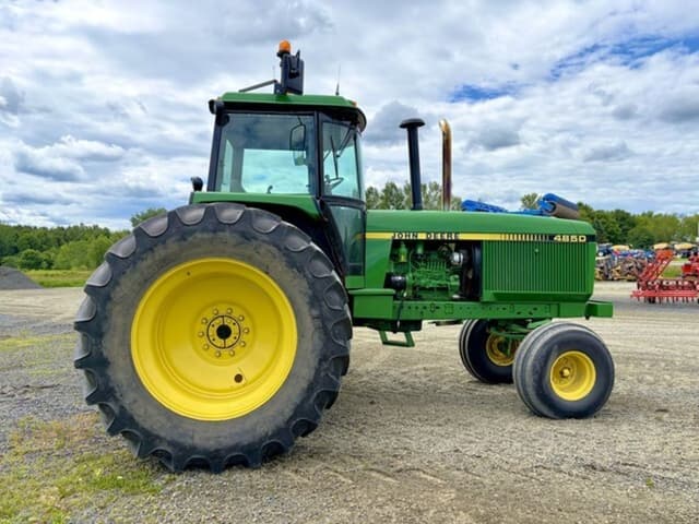 Image of John Deere 4850 equipment image 3
