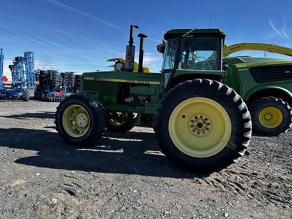 Image of John Deere 4850 equipment image 2