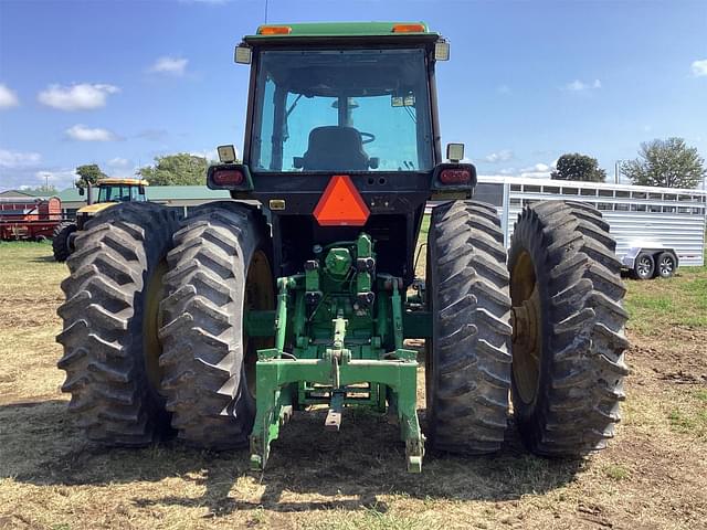 Image of John Deere 4850 equipment image 3