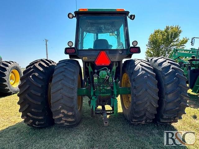 Image of John Deere 4850 equipment image 4