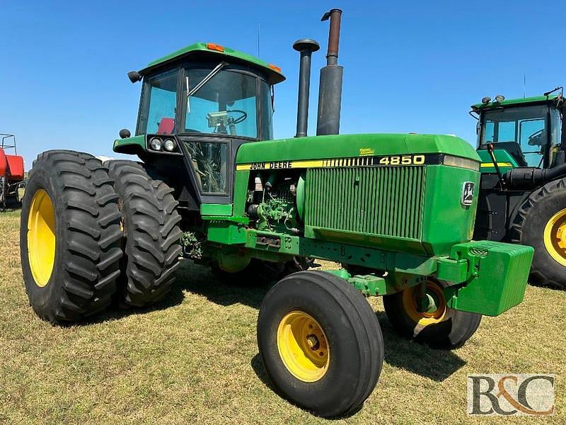 Image of John Deere 4850 Primary image