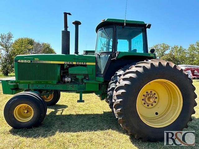 Image of John Deere 4850 equipment image 3