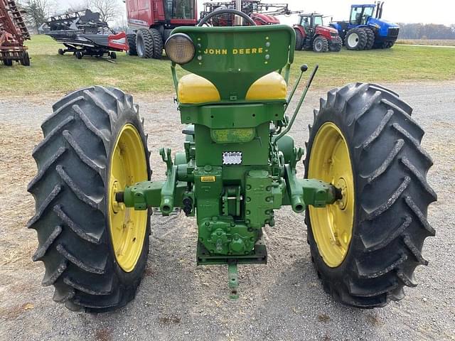 Image of John Deere 520 equipment image 3