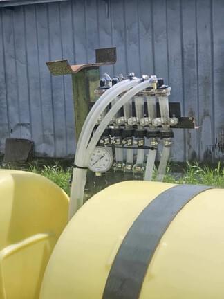 Image of John Deere 7000 equipment image 4