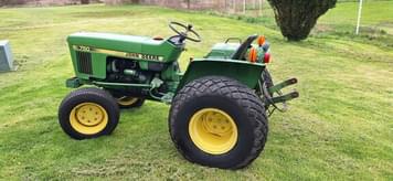Main image John Deere 750