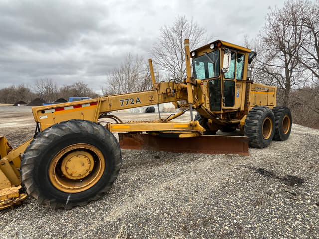 Image of John Deere 772 equipment image 4