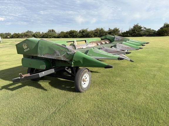 1985 John Deere 853A Equipment Image0