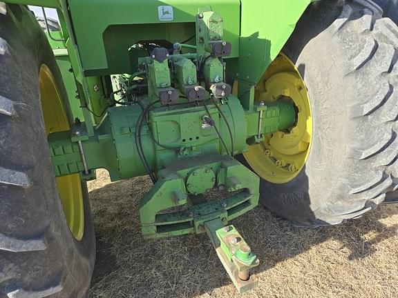 Image of John Deere 8850 equipment image 4