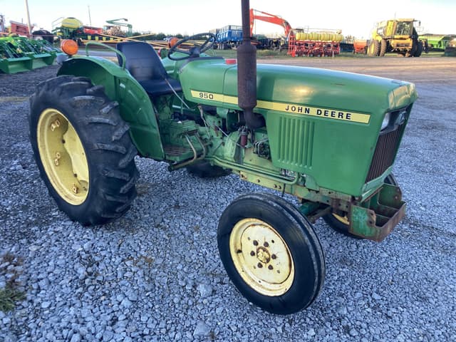 Image of John Deere 950 equipment image 1