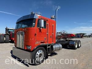 1985 Kenworth K100E Image