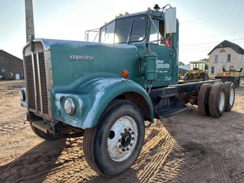 Main image Kenworth W900A