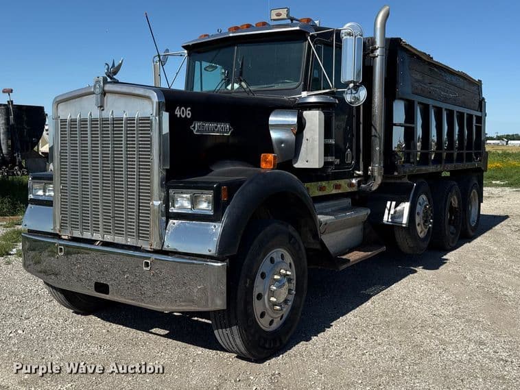 Image of Kenworth W900 Primary image