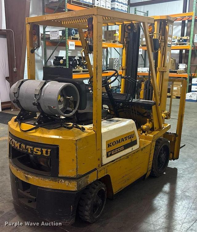 Image of Komatsu FG20S-4 equipment image 4