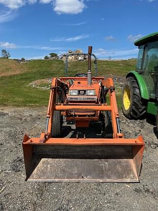 Image of Kubota L2550 equipment image 1