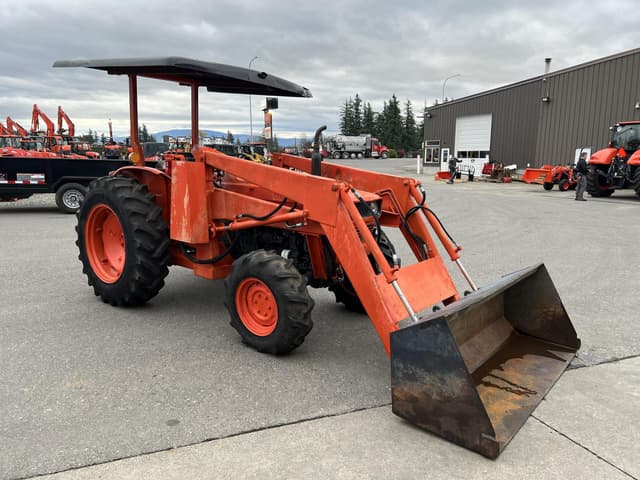 Image of Kubota L345DT equipment image 3