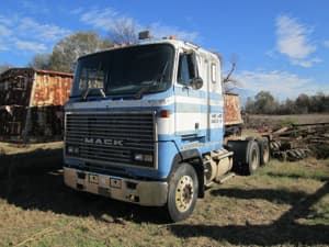 1985 Mack MH613 Image