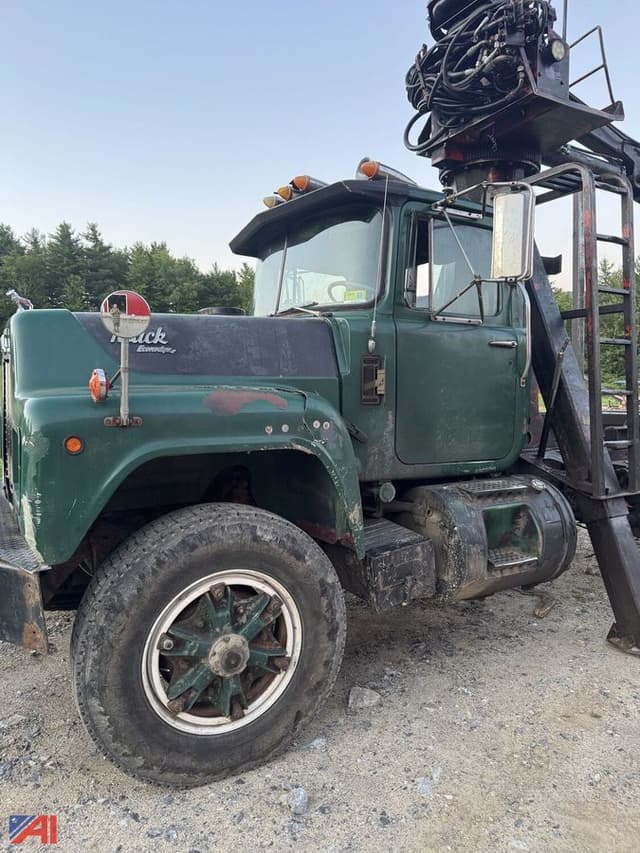Image of Mack R686ST equipment image 1