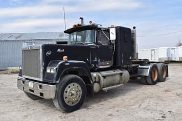 Main image Mack RW600