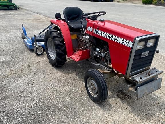 Image of Massey Ferguson 1010 equipment image 2