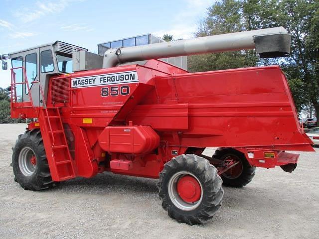 Image of Massey Ferguson 850 equipment image 4