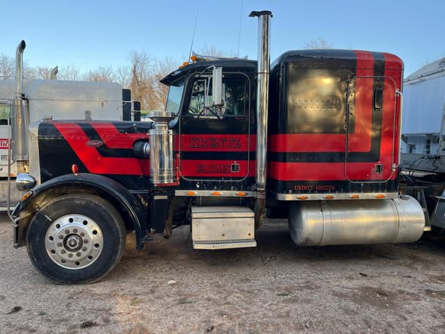 Image of Peterbilt 359 equipment image 3