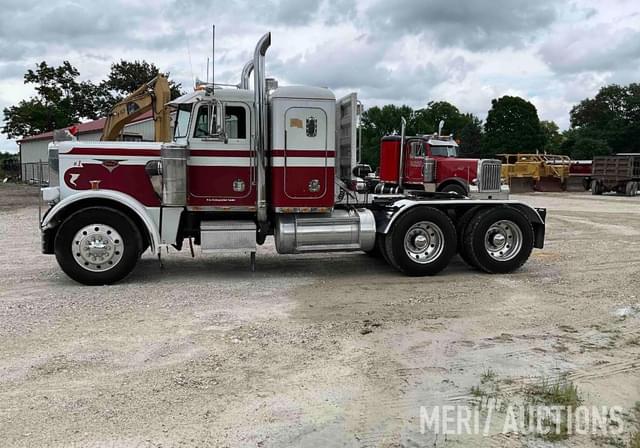 Image of Peterbilt 359 equipment image 1