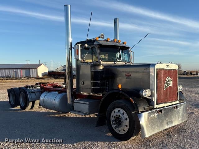 Image of Peterbilt 359 equipment image 2
