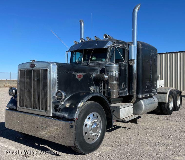 Main image Peterbilt 359