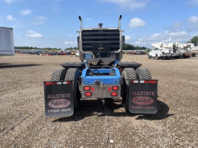 Image of Peterbilt 359 equipment image 3
