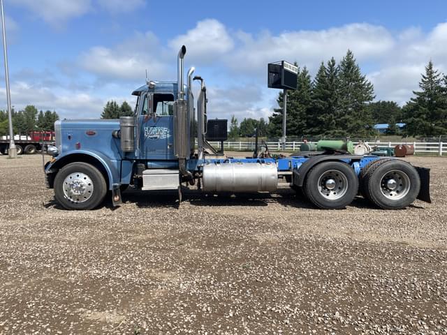 Image of Peterbilt 359 equipment image 1