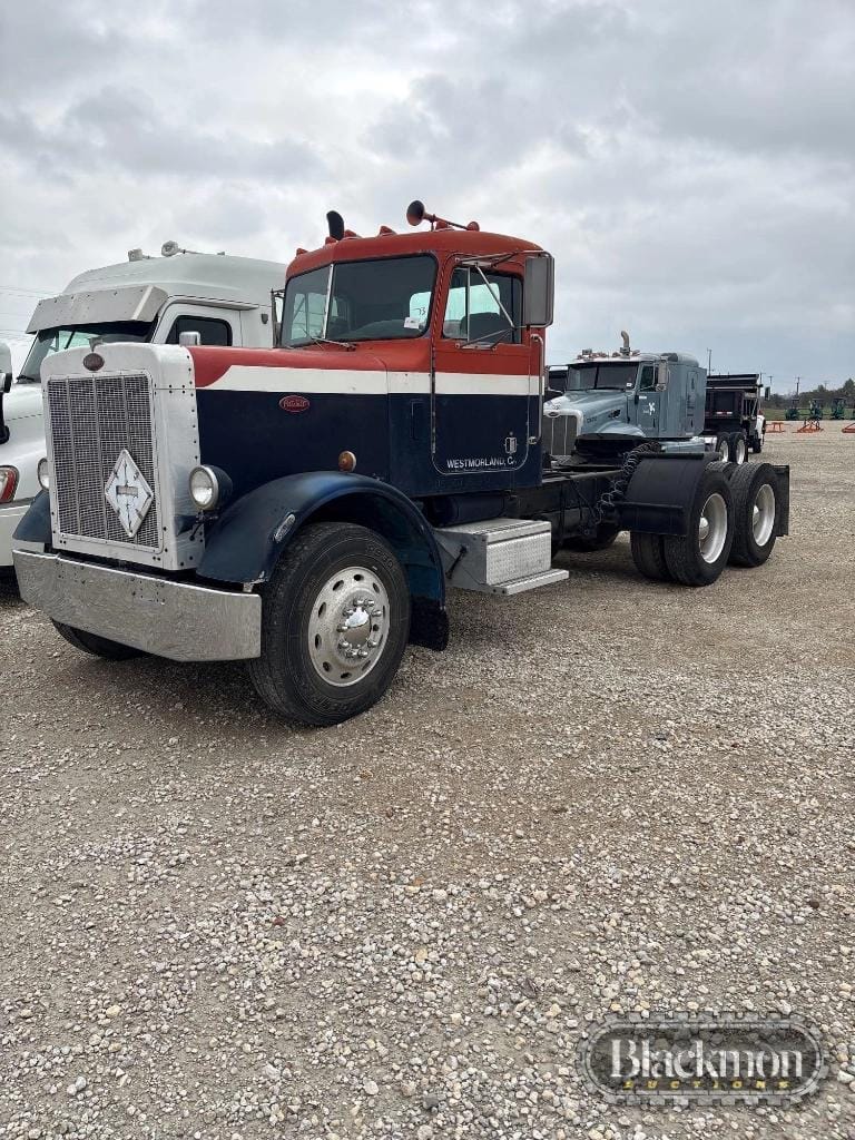1985 Peterbilt 359 Equipment Image0