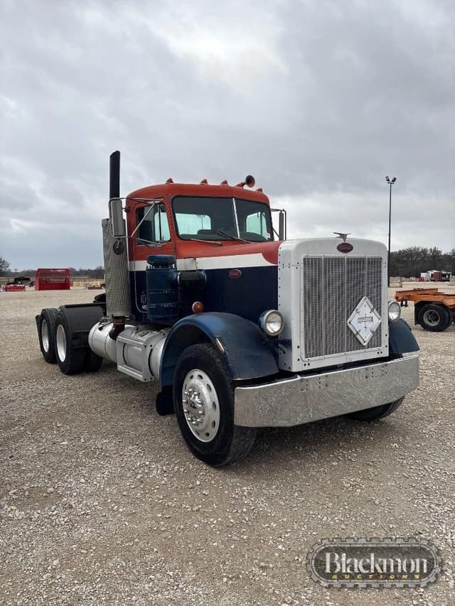 Image of Peterbilt 359 equipment image 3