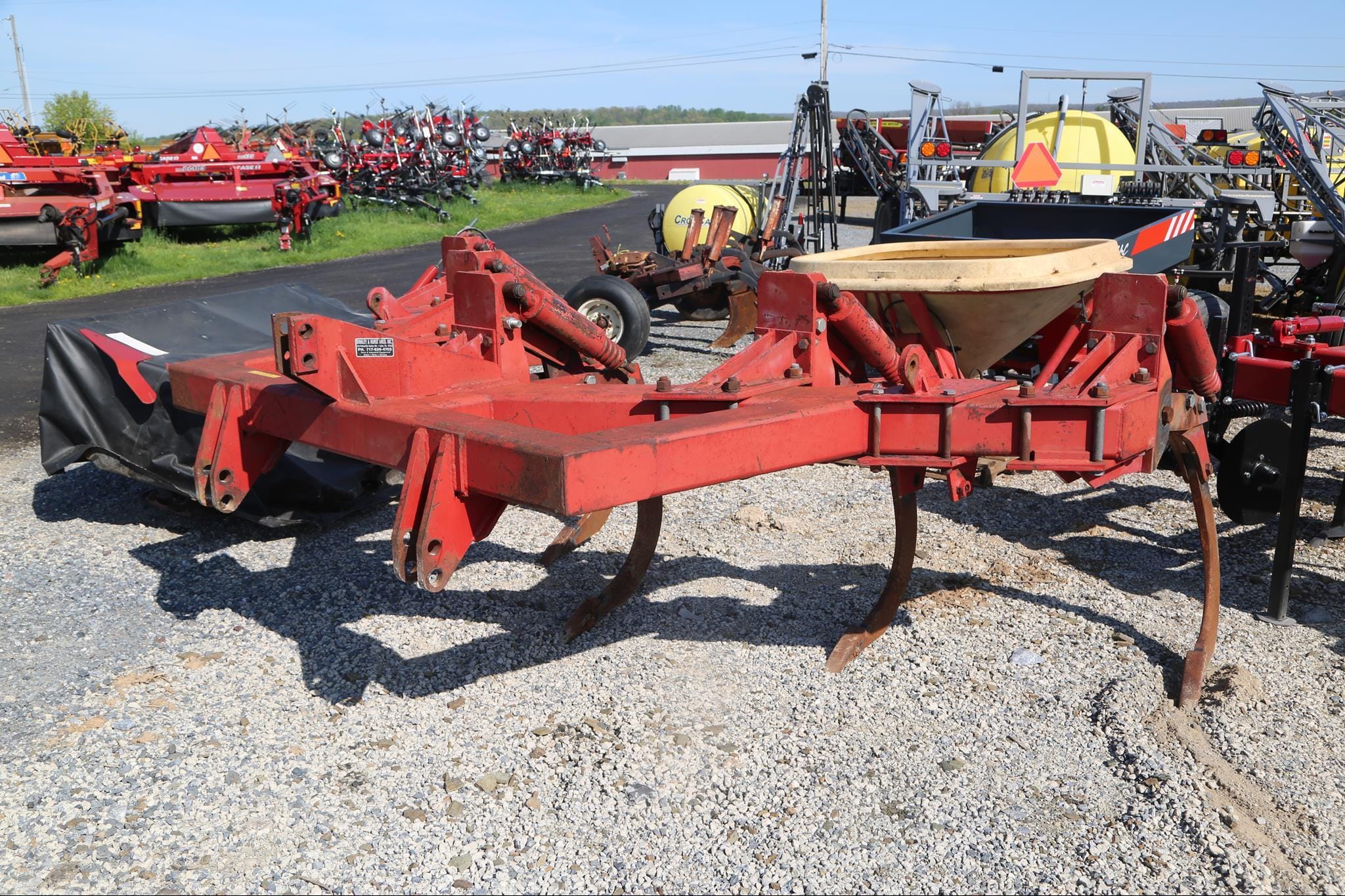 1985 Sunflower 4301 Equipment Image0