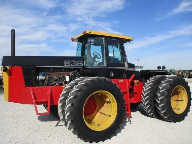 1985 Versatile 836 Equipment Image0