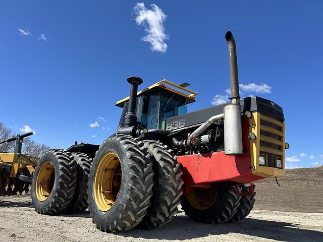 Image of Versatile 836 equipment image 1