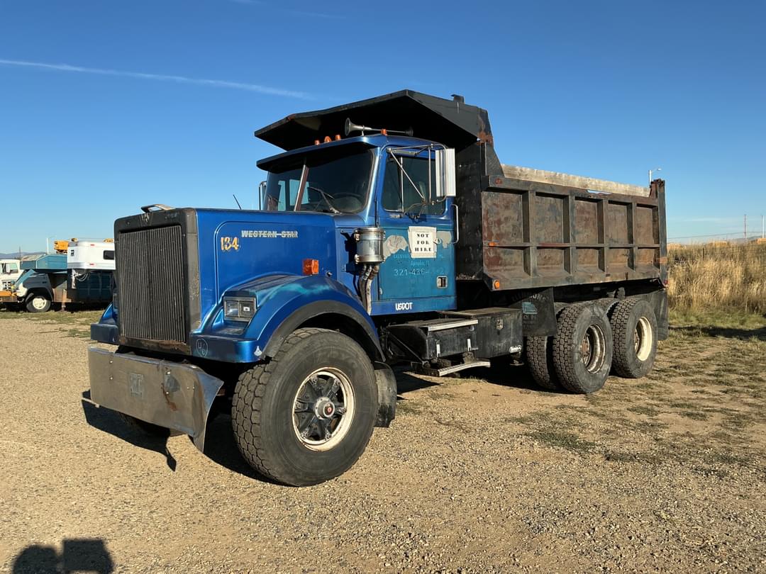 Image of Western Star 4800 Primary image