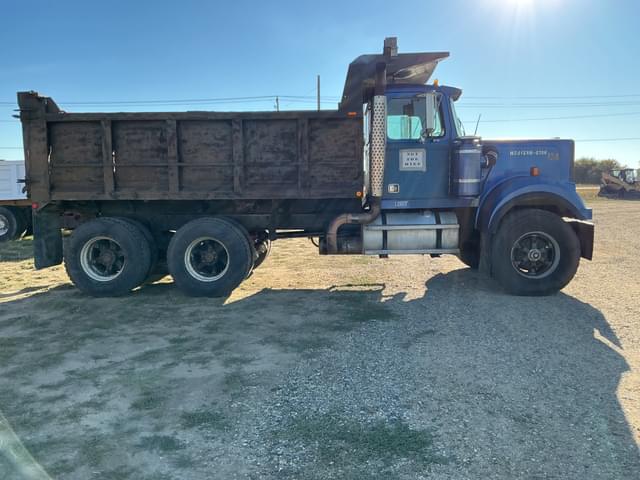 Image of Western Star 4800 equipment image 3